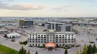 Holiday Inn Express & Suites VAUGHAN-SOUTHWEST by IHG