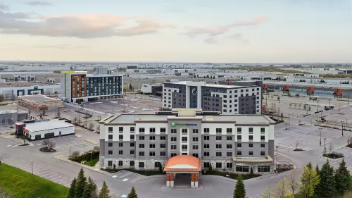Holiday Inn Express & Suites VAUGHAN-SOUTHWEST by IHG