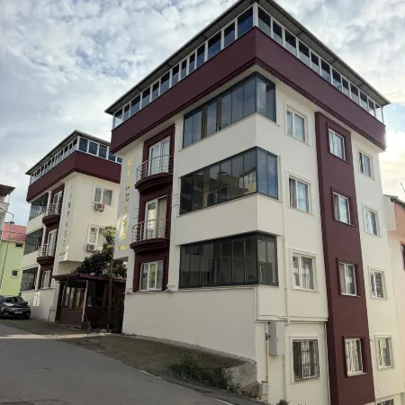 Menekşe Apart 1