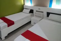 RedDoorz @ EM Pensiontel Butuan City - 2-Star