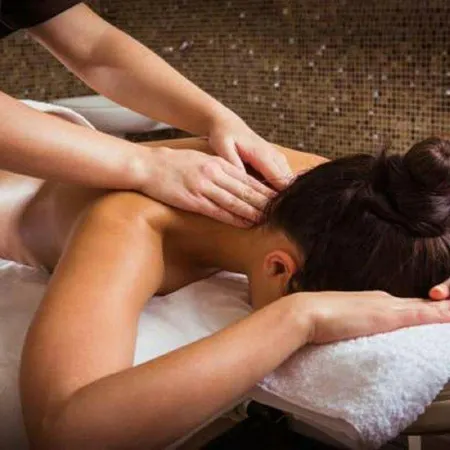 Caruso Place Boutique & Wellness Suites