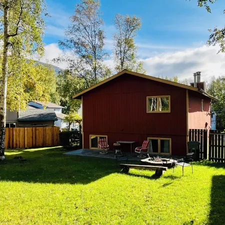 Scenic, cheery, and bright Eagle River home base to adventure.
