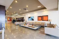 HY Beach Flats - International - Homestays