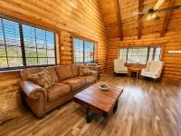 Road Runner Ranch 5 minutes from river and lake - Feriehus