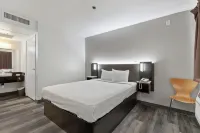 Motel 6 Oceanside, CA - Cho phép mang theo thú cưng