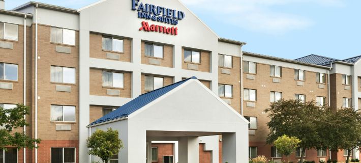 Fairfield Inn & Suites Minneapolis Bloomington/Mall of America Hotels in Bloomington
