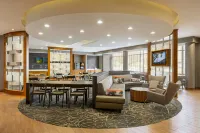 SpringHill Suites Wisconsin Dells - Parking