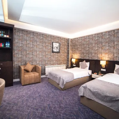 Parkway Inn Hotel & Spa Hotels near Yasamal