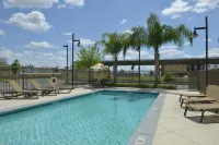 Hampton Inn & Suites Bakersfield North-Airport - Gym