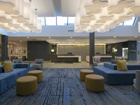 DoubleTree by Hilton West Edmonton Hotels near Glenora