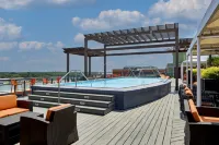 Homewood Suites by Hilton Savannah Historic District/Riverfront - Rooftop Pools