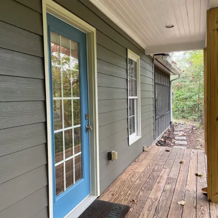 Renovated Cozy Cottage in Bryson City! Experience the Cool Smokies!