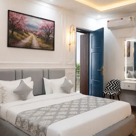 Macpro Inn Rubystone Express