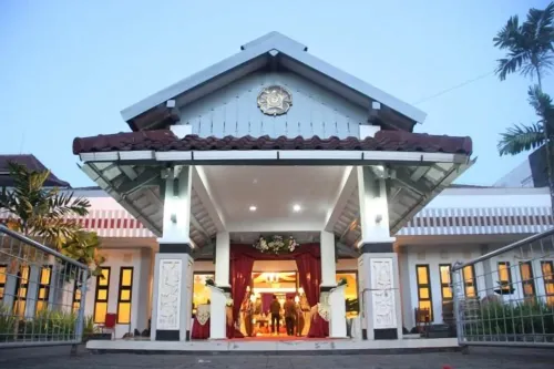 University Club Hotel UGM - 3-Star