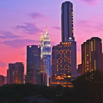 DoubleTree by Hilton Kuala Lumpur Отели рядом с достопримечательностью «Конгресс-центр The Intermark»