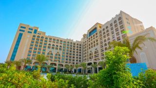 al-bahar-hotel-and-resort