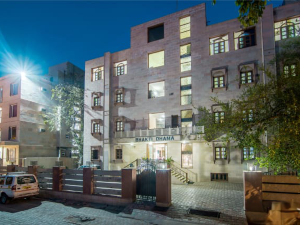 Hotel Bhakti Dhama