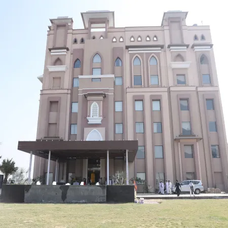 Geeta Sarovar Portico, Panipat