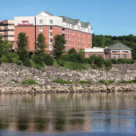 Hilton Garden Inn Auburn Riverwatch