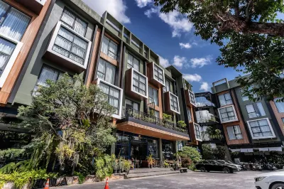 The Wood Hotels near Wat Chom Sutthawat