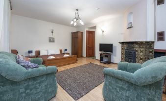 Room in Guest Room - Valensija - Apartment for 2 Adults