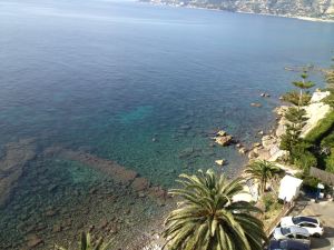 Holiday Apartments Solaria 1 & 2 in Ospedaletti Ligure by Sanremo