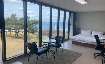 Jeju Infinity Pension