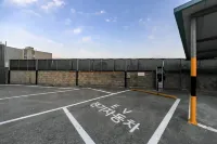 Yeongcheon Hotel Shop - parking