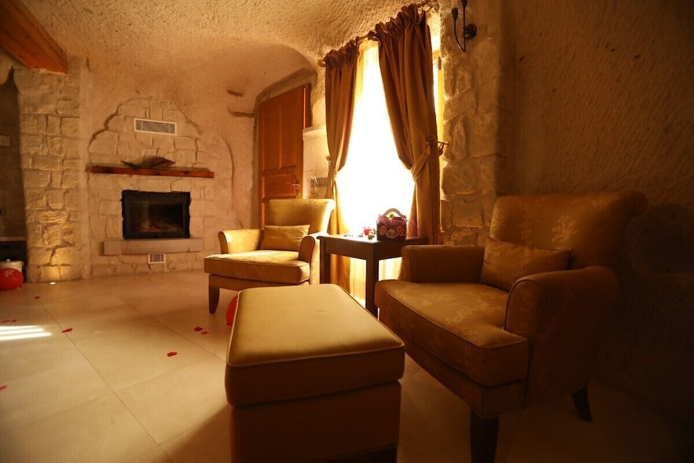 Anatelein Boutique Cave Hotel