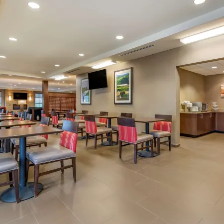 Comfort Inn PA Turnpike - I-81