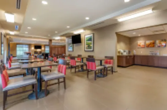 コンフォート イン ペンシルバニア ターンパイク - 1-81 ミドルセックス・タウンシップのホテル