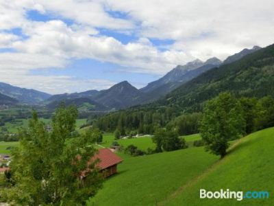 Apartment with Mountain View