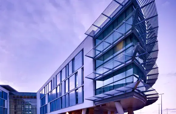 希爾頓紐卡爾斯國際機場逸林酒店