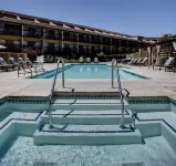 Hilton Garden Inn Monterey - Romantic