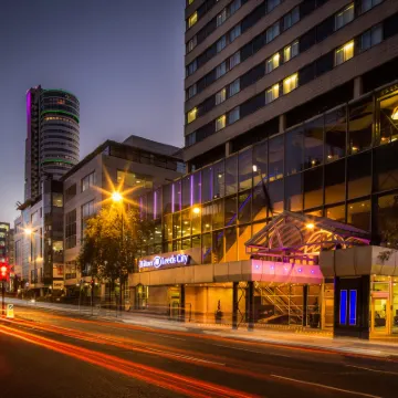 Hilton Leeds City Hotels near Leeds City Museum