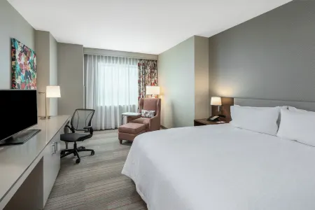 Hilton Garden Inn Miami Dolphin Mall Отели рядом с достопримечательностью «Bass Pro Shops»