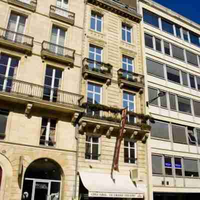 Hotel des 4 Soeurs Hotel Exterior