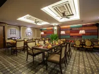 La Siesta Classic Ma May Hotels near Pho Co