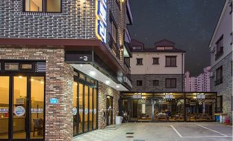 Boryeong (Daecheon) Beach Story Pension