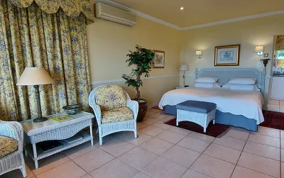 Roosboom Luxury Studio - with Sea View and Kitchen, Ideal for 2 Guests, Capetown