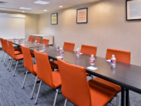 Holiday Inn Express & Suites SELMA by IHG Hotels in Selma