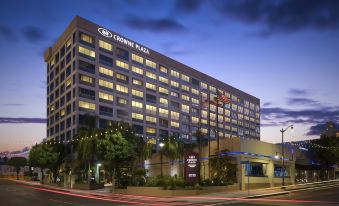 Crowne Plaza Los Angeles Harbor Hotel