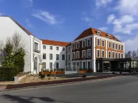 Mercure Saint-Omer Centre Gare Hotels near Legrand Franchois Francine