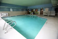 Holiday Inn Express & Suites Ashland - Uima-altaat