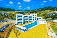 Pohang White 7 Dog Pool Villa Hotels in Pohang