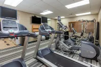 Candlewood Suites WEST SPRINGFIELD by IHG - С тренажерным залом