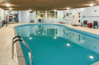 Econo Lodge Inn & Suites - Pet friendly