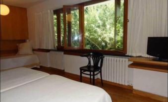 Hotel Restaurante Marroncín - Housity