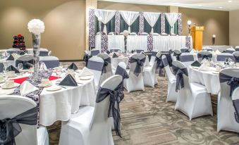 Ramada by Wyndham Saskatoon