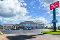 Econo Lodge Inn & Suites